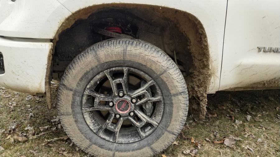 Колеса Toyota Tundra TRD Pro CrewMax 2019 года  (фото 13 из 27)